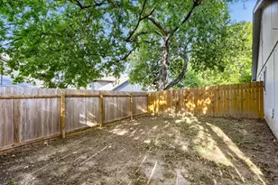 11904 Sunhillow Bend, Austin, TX 78758 - Photo 18