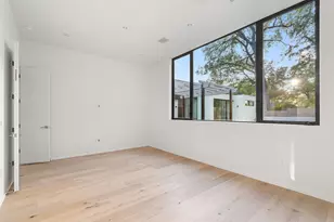 2704 Mountain Laurel Dr, Austin, TX 78703 - Photo 30