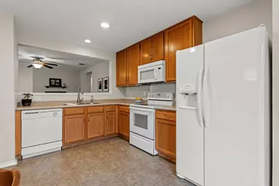 8913 Wiley Way, Austin, TX 78747 - Photo 10