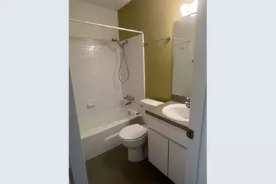 1501 W North Loop Boulevard #106, Austin, TX 78756 - Photo 6
