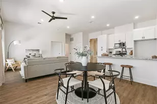 1811 Webberville Rd, Austin, TX 78721 - Photo 2