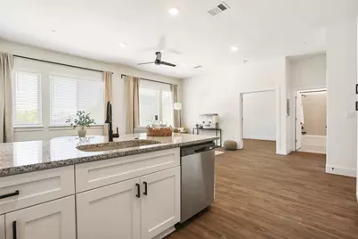 1811 Webberville Road #1209, Austin, TX 78721 - Photo 10