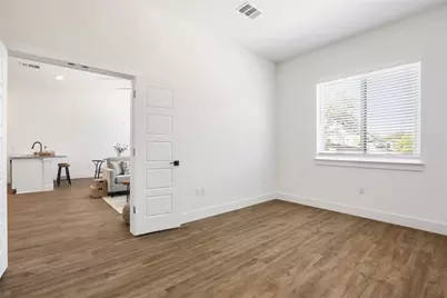 1811 Webberville Road #1209, Austin, TX 78721 - Photo 18