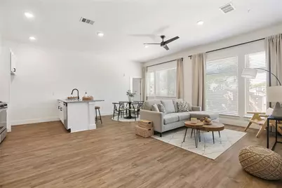 1811 Webberville Road #1209, Austin, TX 78721 - Photo 2