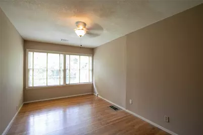 1811 E 39th Street, Austin, TX 78751 - Photo 12