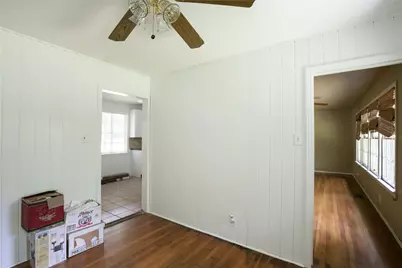 1811 E 39th Street, Austin, TX 78751 - Photo 16