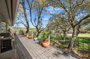 604 Rolling Green Dr, Lakeway, TX 78734 - Photo 10