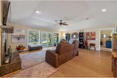 604 Rolling Green Drive, Lakeway, TX 78734 - Photo 6