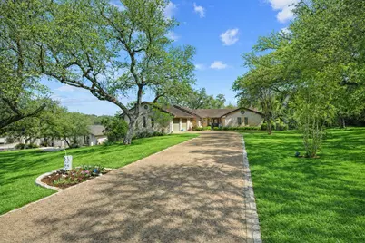 604 Rolling Green Drive, Lakeway, TX 78734 - Photo 2