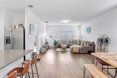 129 Rowdy Yates Way, Jarrell, TX 76537 - Photo 6