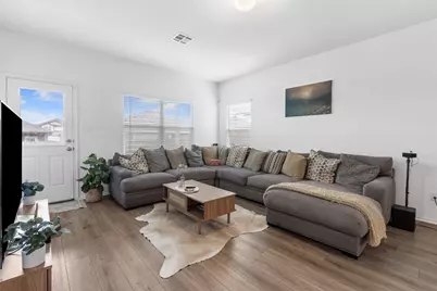 129 Rowdy Yates Way, Jarrell, TX 76537 - Photo 14