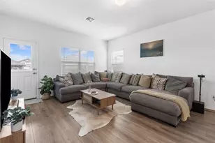 129 Rowdy Yates Wy, Jarrell, TX 76537 - Photo 14