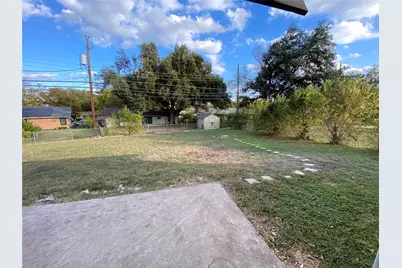 8515 Burrell Drive, Austin, TX 78757 - Photo 8