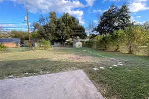 8515 Burrell Dr, Austin, TX 78757 - Photo 8