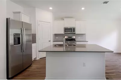 10724 Steinbeck Drive, Austin, TX 78747 - Photo 8