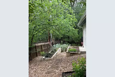 5704 Gloucester Lane #B, Austin, TX 78723 - Photo 20