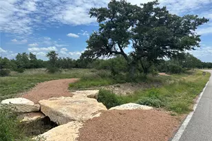 682 Evergreen Cir, Round Mountain, TX 78663 - Photo 18