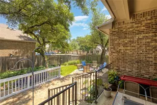 9700 Spanish Wells Dr, Austin, TX 78717 - Photo 32