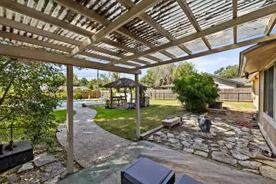 9513 Braeburn Glen, Austin, TX 78729 - Photo 14