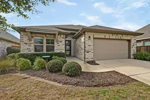 698 Coyote Crk Wy, Kyle, TX 78640 - Photo 2