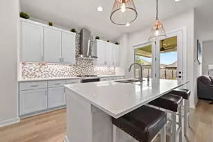 698 Coyote Crk Wy, Kyle, TX 78640 - Photo 4