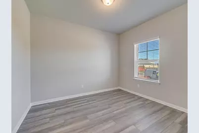 109 Capella Way, Hutto, TX 78643 - Photo 10