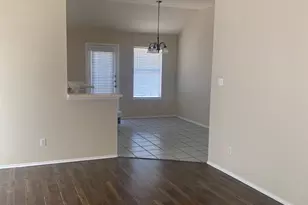 1507 Parkwood Dr, Leander, TX 78641 - Photo 2