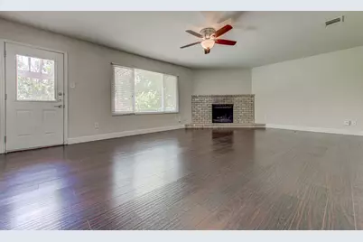 1711 Cricket Hollow Drive, Austin, TX 78758 - Photo 2