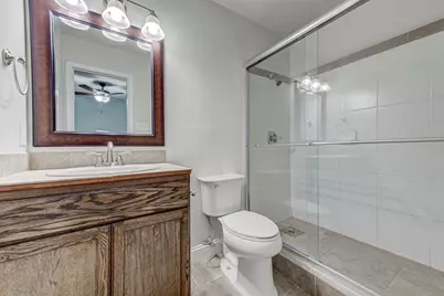 1711 Cricket Hollow Drive, Austin, TX 78758 - Photo 12