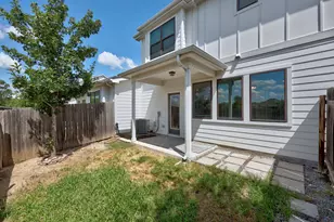 441 Fieldwood Dr, Buda, TX 78610 - Photo 28