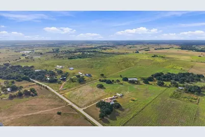2561 Roitsch Road, Schulenburg, TX 78956 - Photo 10