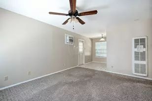 4906 Gladeview Dr, Austin, TX 78745 - Photo 2