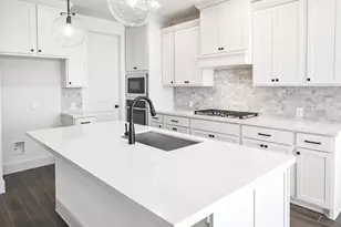 580 Bay Breeze Dr, Kyle, TX 78640 - Photo 8