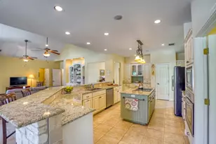 1050 Twisted Oak Dr, Horseshoe Bay, TX 78657 - Photo 6