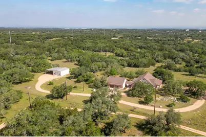 1050 Twisted Oak Drive, Horseshoe Bay, TX 78657 - Photo 26