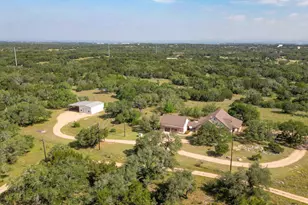 1050 Twisted Oak Dr, Horseshoe Bay, TX 78657 - Photo 26