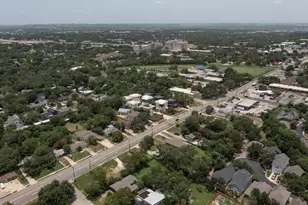 4502 S 1st St, Austin, TX 78745 - Photo 6