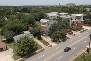 4502 S 1st St, Austin, TX 78745 - Photo 8