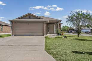 197 Talon Dr, Luling, TX 78648 - Photo 1