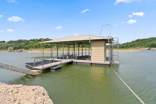 128 Carol Cove, Spicewood, TX 78669 - Photo 2