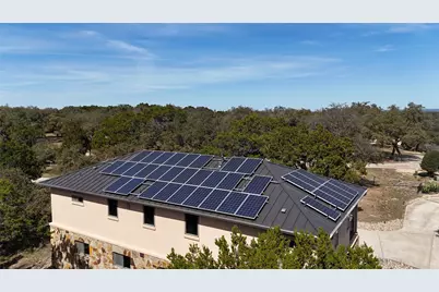 128 Carol Cove, Spicewood, TX 78669 - Photo 10