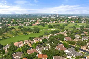 41 Tiburon Dr, The Hills, TX 78738 - Photo 28