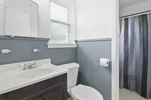 8207 Lazy Ln, Austin, TX 78757 - Photo 14