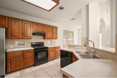10105 Wind Cave Trail, Austin, TX 78747 - Photo 6