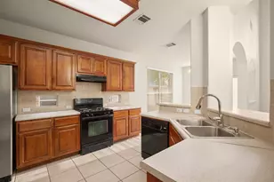 10105 Wind Cave Trail, Austin, TX 78747 - Photo 6