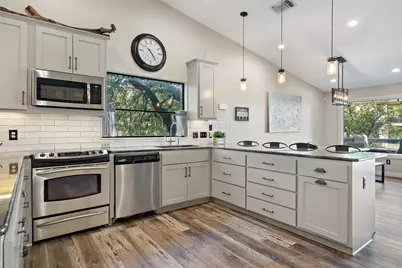 106 Center Cove II Loop, Spicewood, TX 78669 - Photo 22