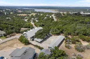 20802 Bonanza St, Lago Vista, TX 78645 - Photo 4