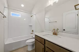 200 Clover Bnd, Liberty Hill, TX 78642 - Photo 30