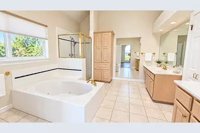 8703 Bluegrass Drive, Austin, TX 78759 - Photo 26