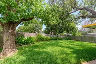 12409 Split Rail Pkwy, Austin, TX 78750 - Photo 34